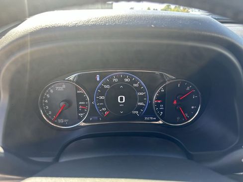 Used 2022 GMC Acadia Denali w/ GMC Pro Grade Package image 11