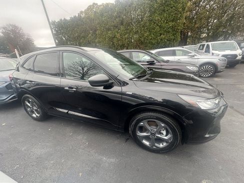 Used 2023 Ford Escape ST-Line image 4