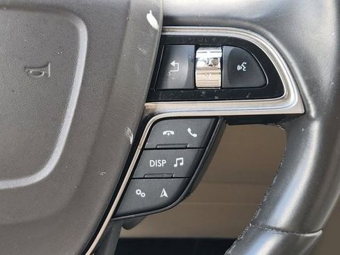 Used 2020 Lincoln Nautilus Standard w/ Equipment Group 101A image 29