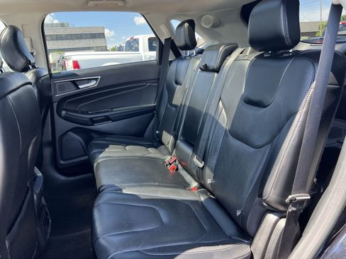 Used 2019 Ford Edge Titanium w/ Equipment Group 301A FWD image 25