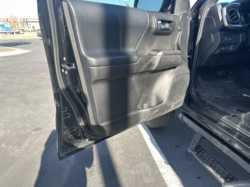 Certified 2023 Toyota Tacoma Limited image 14