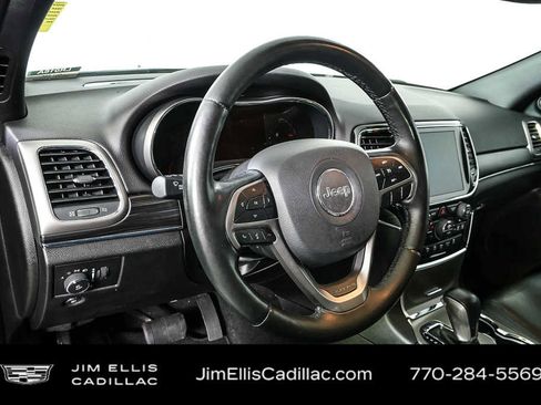 Used 2021 Jeep Grand Cherokee Limited RWD image 4