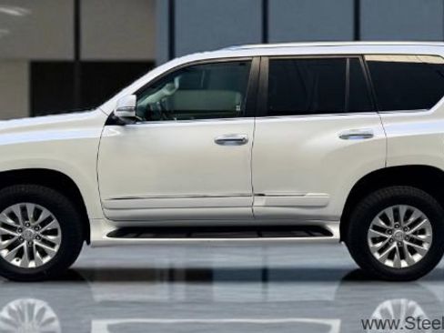 Used 2019 Lexus GX 460 Premium image 2