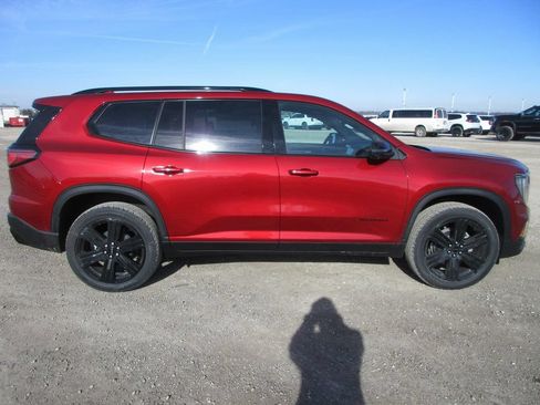 New 2026 GMC Acadia Elevation FWD image 3