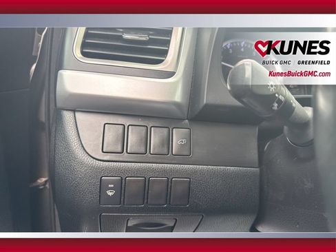 Used 2014 Toyota Highlander XLE AWD/4WD image 22