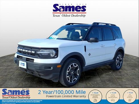 Used 2024 Ford Bronco Sport Outer Banks w/ Tech Package image 3