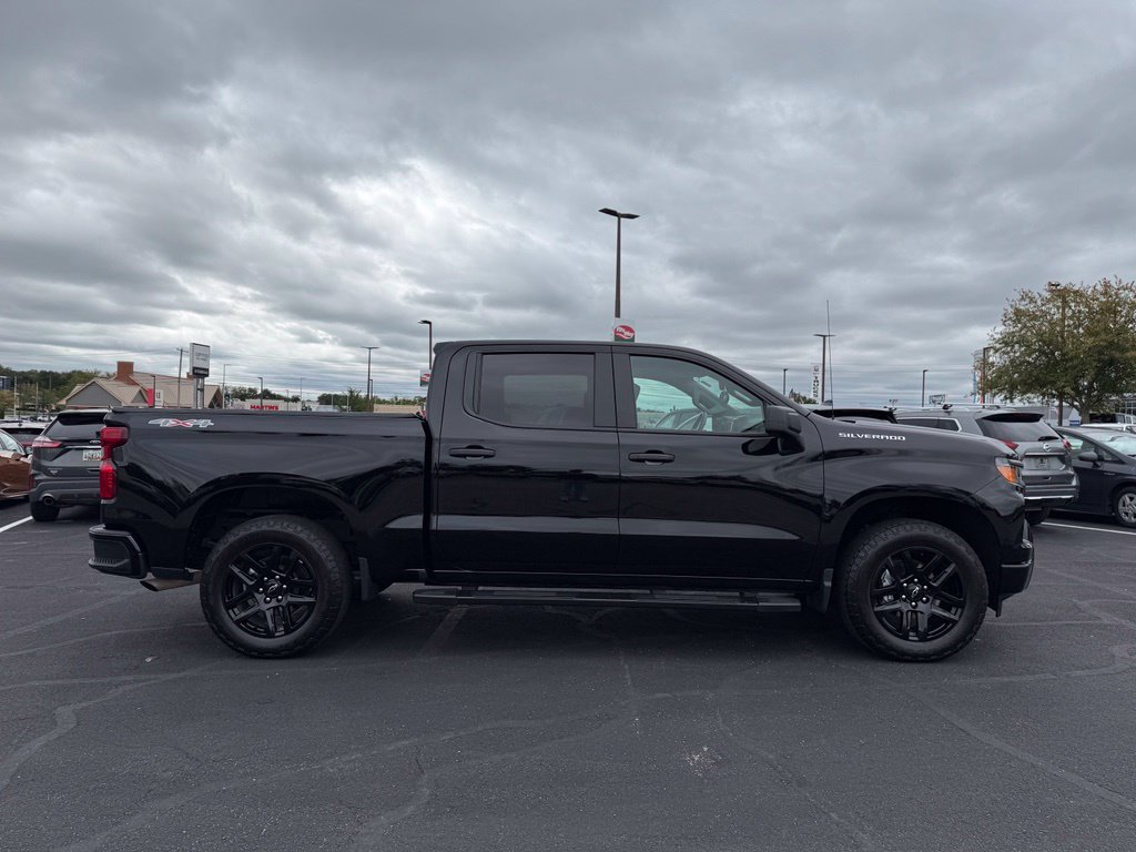 Used 2023 Chevrolet Silverado 1500 Custom AWD/4WD image 37
