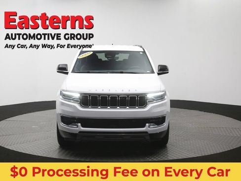Used 2024 Jeep Wagoneer L Series II RWD image 56
