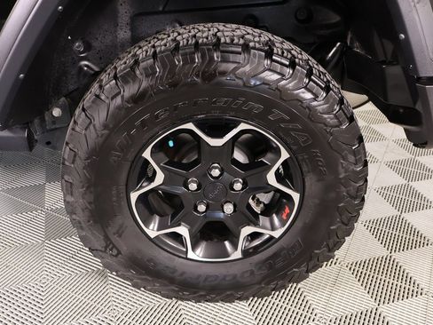 Used 2023 Jeep Wrangler Rubicon image 19