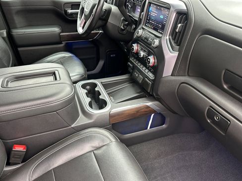 Used 2020 GMC Sierra 1500 SLT w/ SLT Premium Plus Package image 19