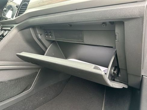 Certified 2023 Volkswagen Atlas SEL image 34