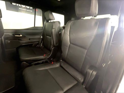 Used 2024 Lexus GX 550 w/ Accessory Package (Z1) image 18