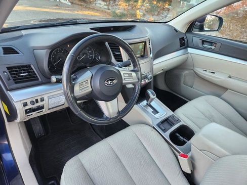 Used 2011 Subaru Legacy 2.5i Premium image 31