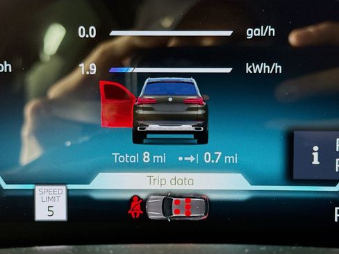 New 2026 BMW X5 xDrive50e w/ Premium Package image 12