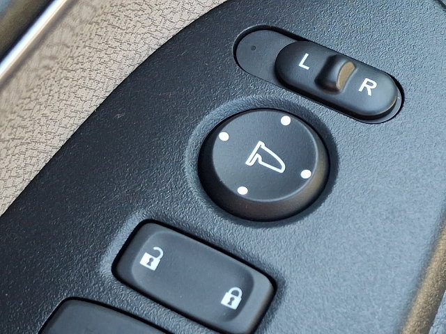 Used 2017 Honda CR-V EX image 27