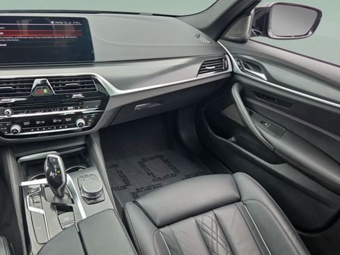 Certified 2023 BMW M550i xDrive AWD/4WD image 14