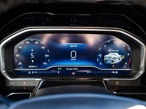 Used 2023 Chevrolet Silverado 1500 RST w/ Protection Package image 27