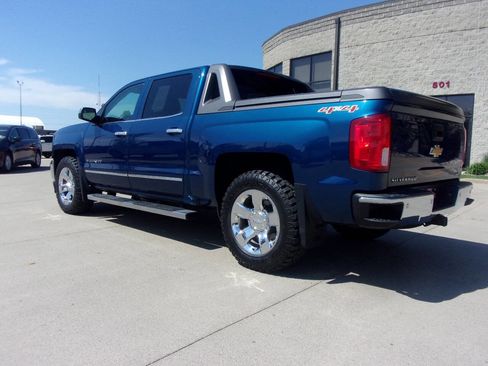 Used 2017 Chevrolet Silverado 1500 LTZ w/ High Desert Package AWD/4WD image 8