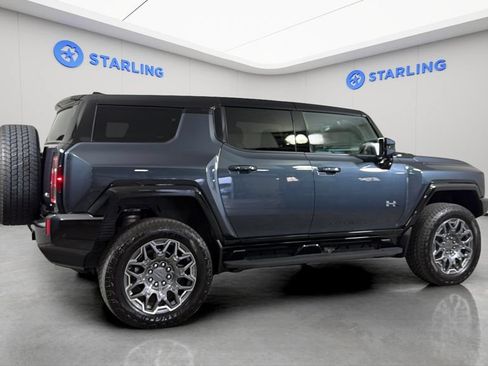 Certified 2025 GMC Hummer EV 3X AWD/4WD image 11
