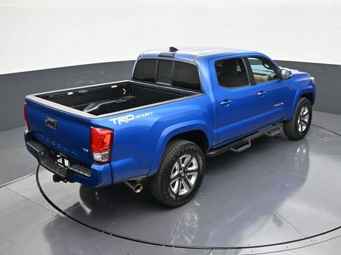 Used 2016 Toyota Tacoma TRD Sport w/ Towing Package RWD image 16