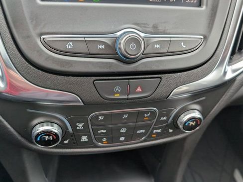 Used 2024 Chevrolet Equinox LT w/ LPO, Floor Liner Package image 15