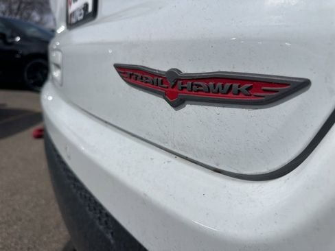 Used 2025 Jeep Compass Trailhawk AWD/4WD image 14