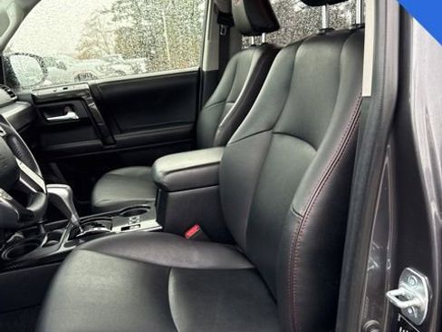 Used 2020 Toyota 4Runner TRD Off-Road Premium image 10