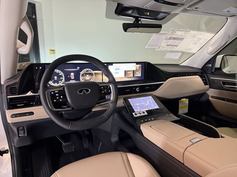 New 2026 INFINITI QX80 Pure RWD image 17