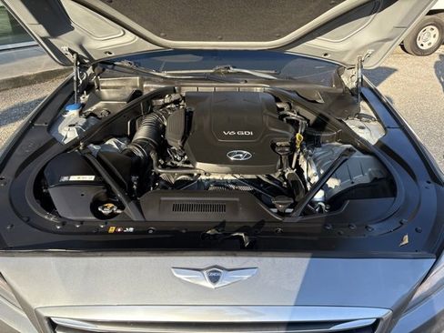 Used 2015 Hyundai Genesis 3.8 w/ Option Group 03 image 36