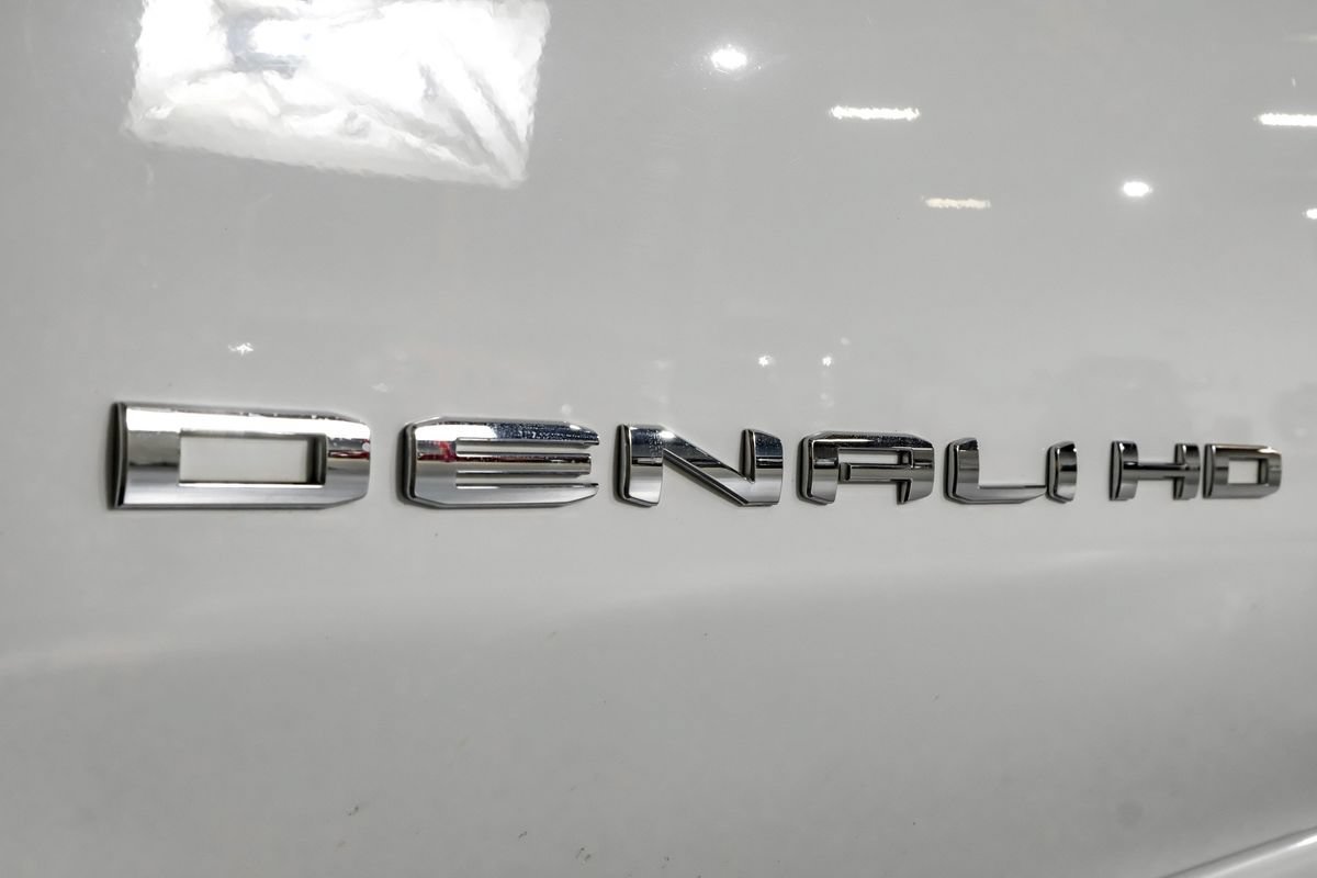 Used 2024 GMC Sierra 3500 Denali w/ Denali Reserve Package AWD/4WD image 46