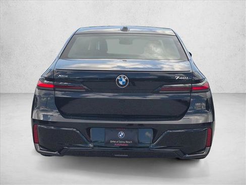 New 2026 BMW 740i xDrive w/ Premium Package AWD/4WD image 7