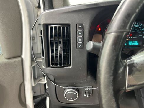 Used 2019 Chevrolet Express 2500 Extended w/ Driver Convenience Package RWD image 17