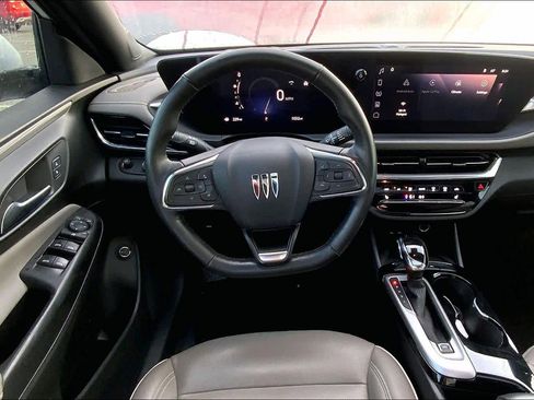 Used 2024 Buick Envista Avenir image 7