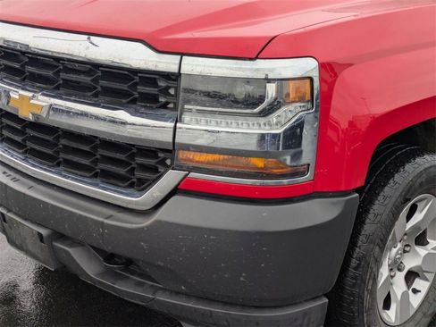 Used 2017 Chevrolet Silverado 1500 W/T image 11