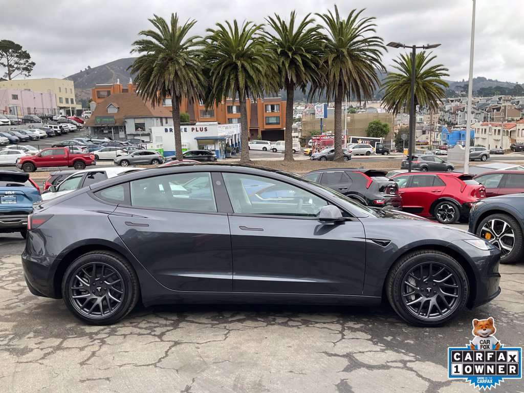 Used 2025 Tesla Model 3 RWD image 3