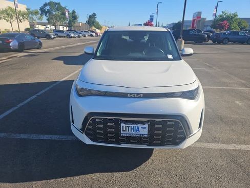 Used 2025 Kia Soul GT-Line FWD image 4