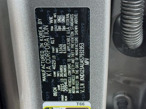 Used 2025 Kia Soul LX w/ LX Technology Package image 39