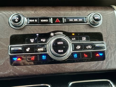 Used 2021 Lincoln Aviator Reserve w/ Equipment Group 201A image 19