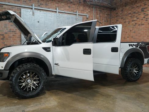 Used 2013 Ford F150 Raptor w/ Luxury Equipment Group image 33