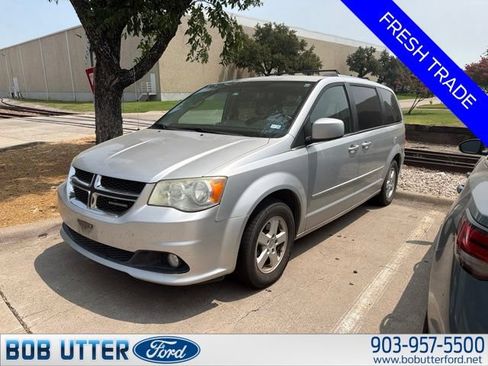 Used 2011 Dodge Grand Caravan Crew FWD image 1