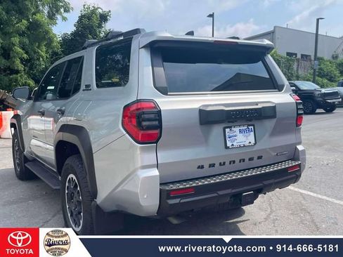 Used 2025 Toyota 4Runner TRD Off-Road Premium w/ Tow Technology Package AWD/4WD image 9