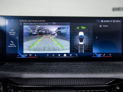 Used 2025 BMW 430i Convertible w/ M Sport Package RWD image 32