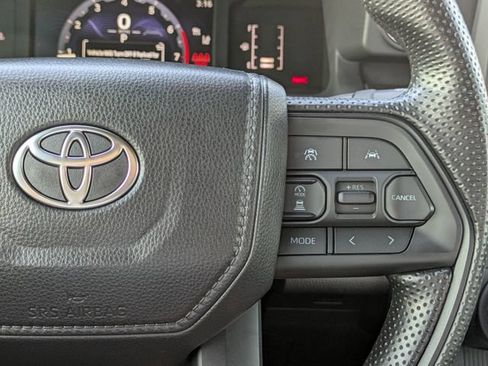 Used 2024 Toyota Tacoma SR5 AWD/4WD image 19