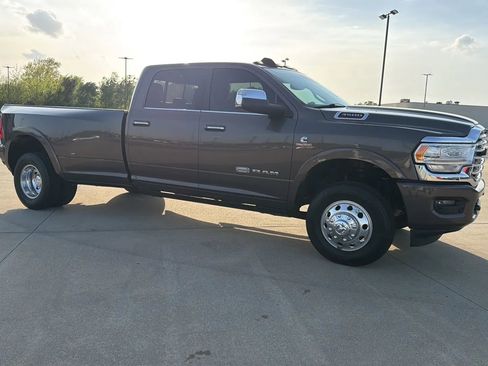 Used 2019 RAM 3500 Limited w/ Max Tow Package AWD/4WD image 31