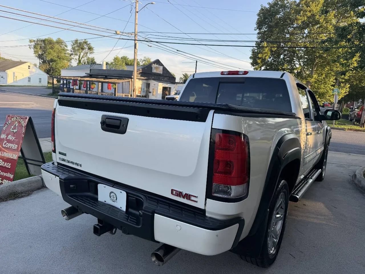 Used 2011 GMC Sierra 1500 Denali AWD/4WD image 8