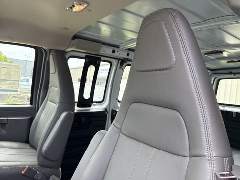 New 2025 Chevrolet Express 3500 w/ Driver Convenience Package RWD image 12