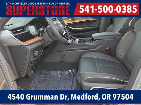 New 2026 Jeep Grand Cherokee Summit AWD/4WD image 19