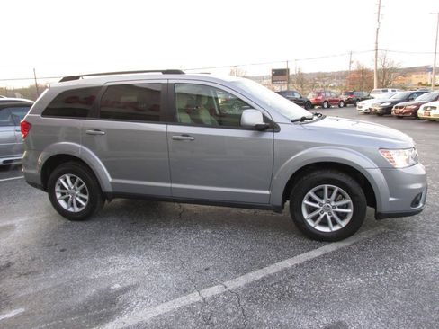 Used 2015 Dodge Journey SXT w/ Flexible Seating Group FWD image 7