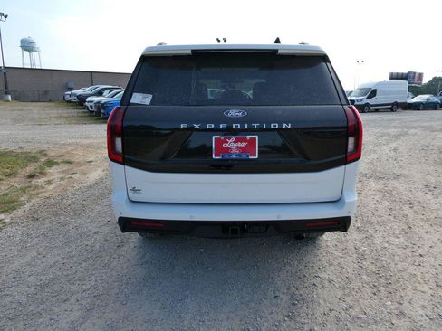 New 2027 Ford Expedition Active AWD/4WD image 6