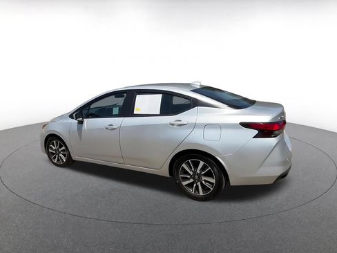 Used 2025 Nissan Versa SV FWD image 10